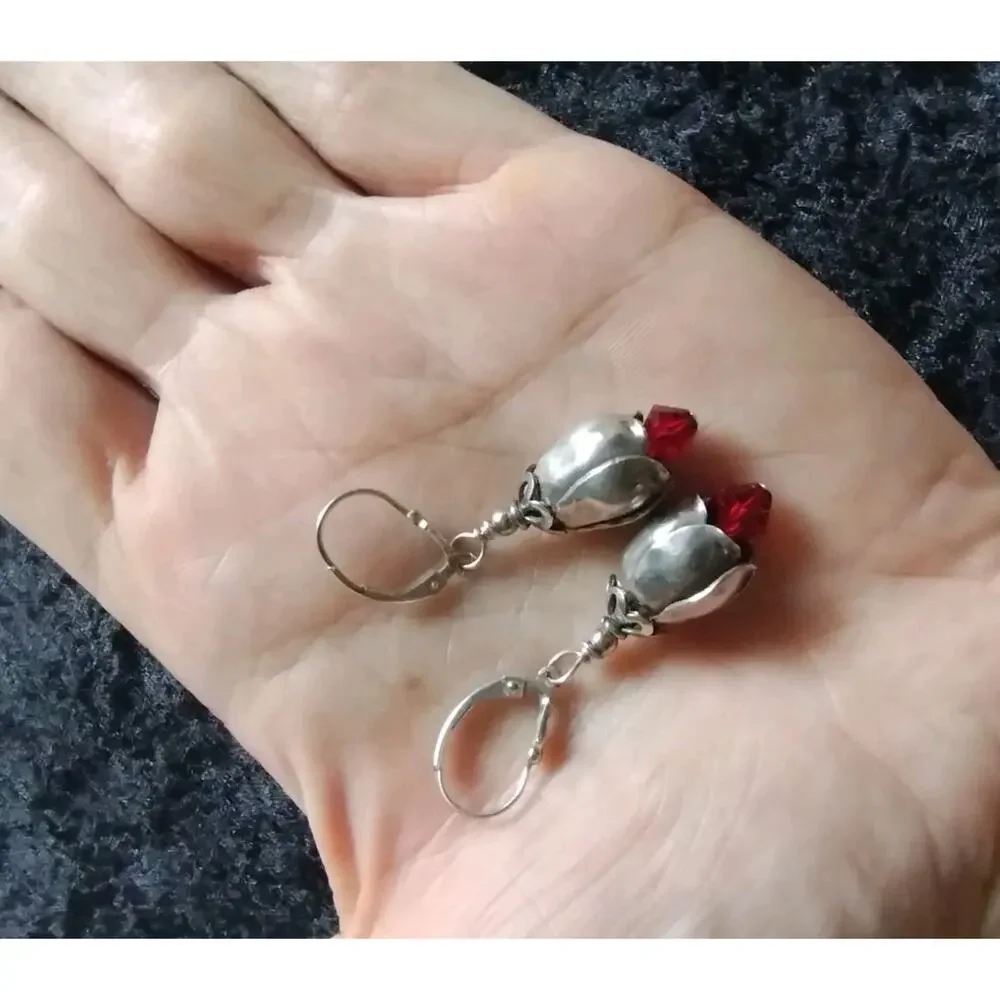 Unbranded vintage silver